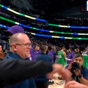 开云APP-玩笑？真心话！东契奇打趣库班：我对你们可是4胜0负哦~想我吗？